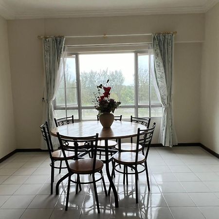 Kasuma Resort Azalea Kuching Exterior photo