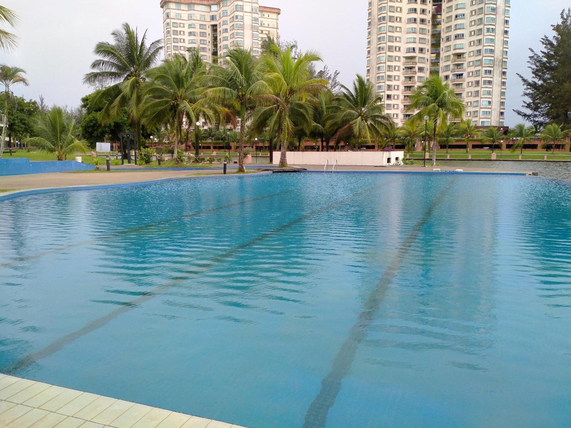 Kasuma Resort Azalea Kuching Exterior photo